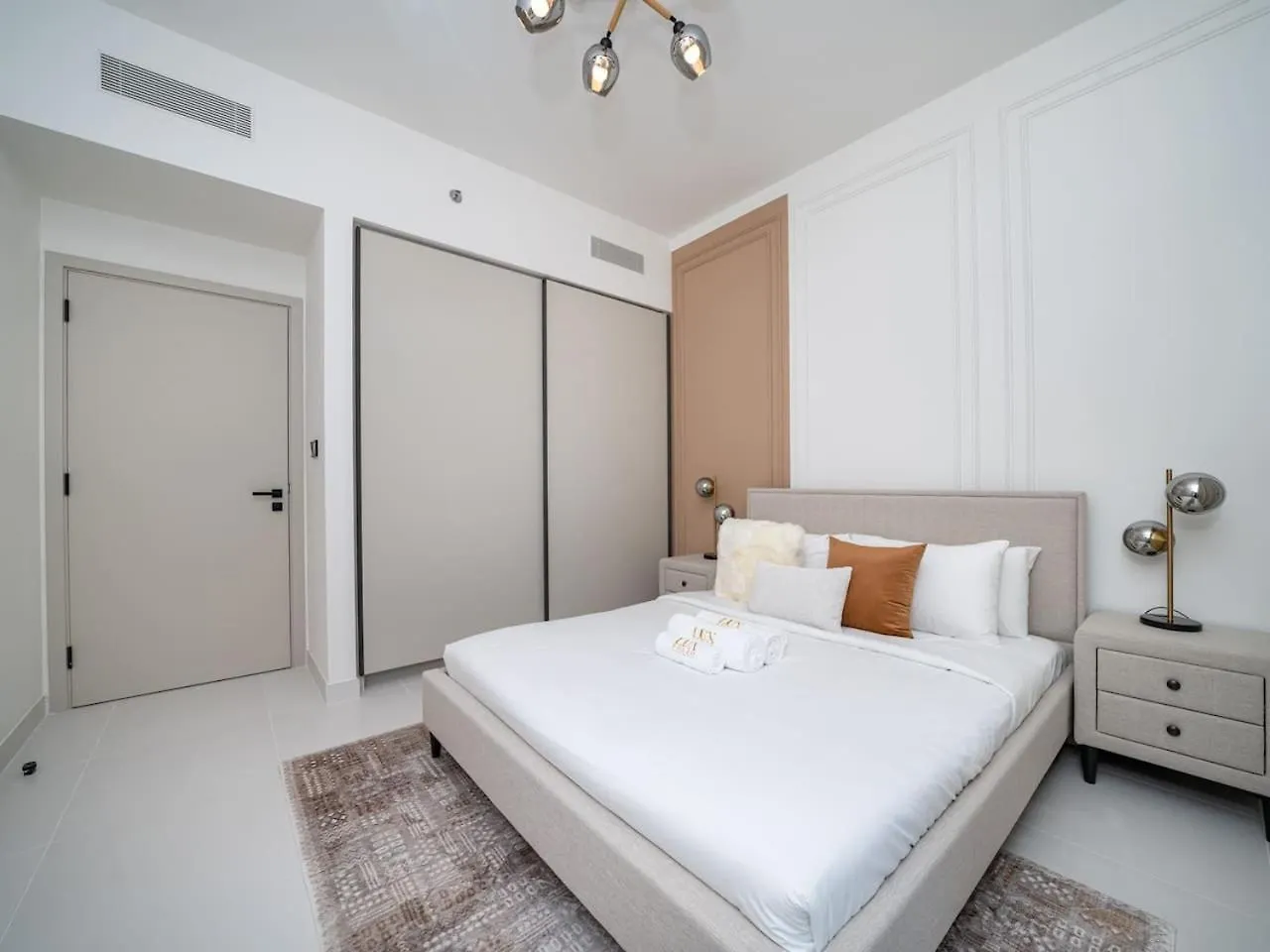 Апартаменты Gorgeous Beachfront 2 Bed Retreat In Marina Vista Дубай ОАЭ