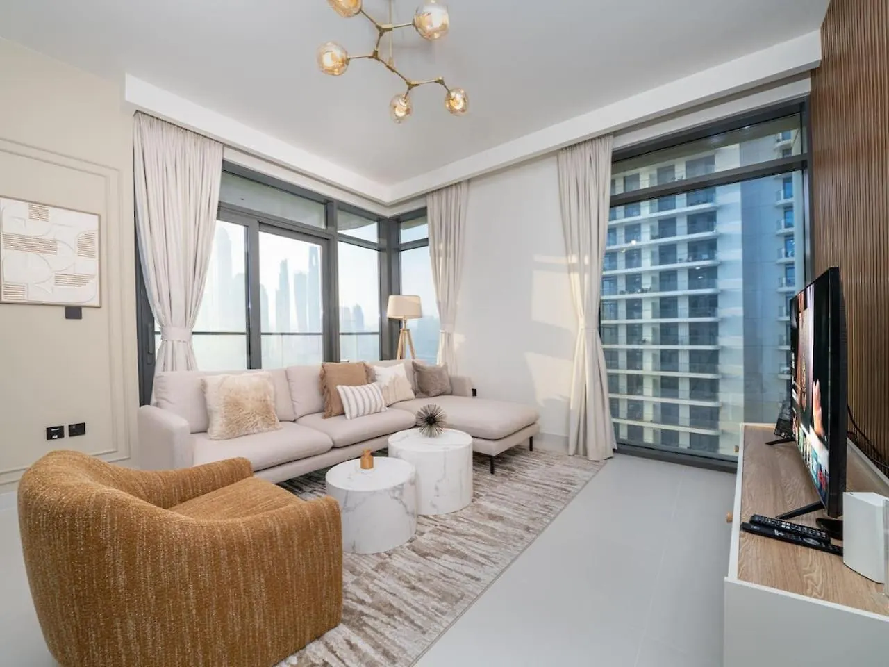 Apartment Gorgeous Beachfront 2 Bed Retreat In Marina Vista Dubai